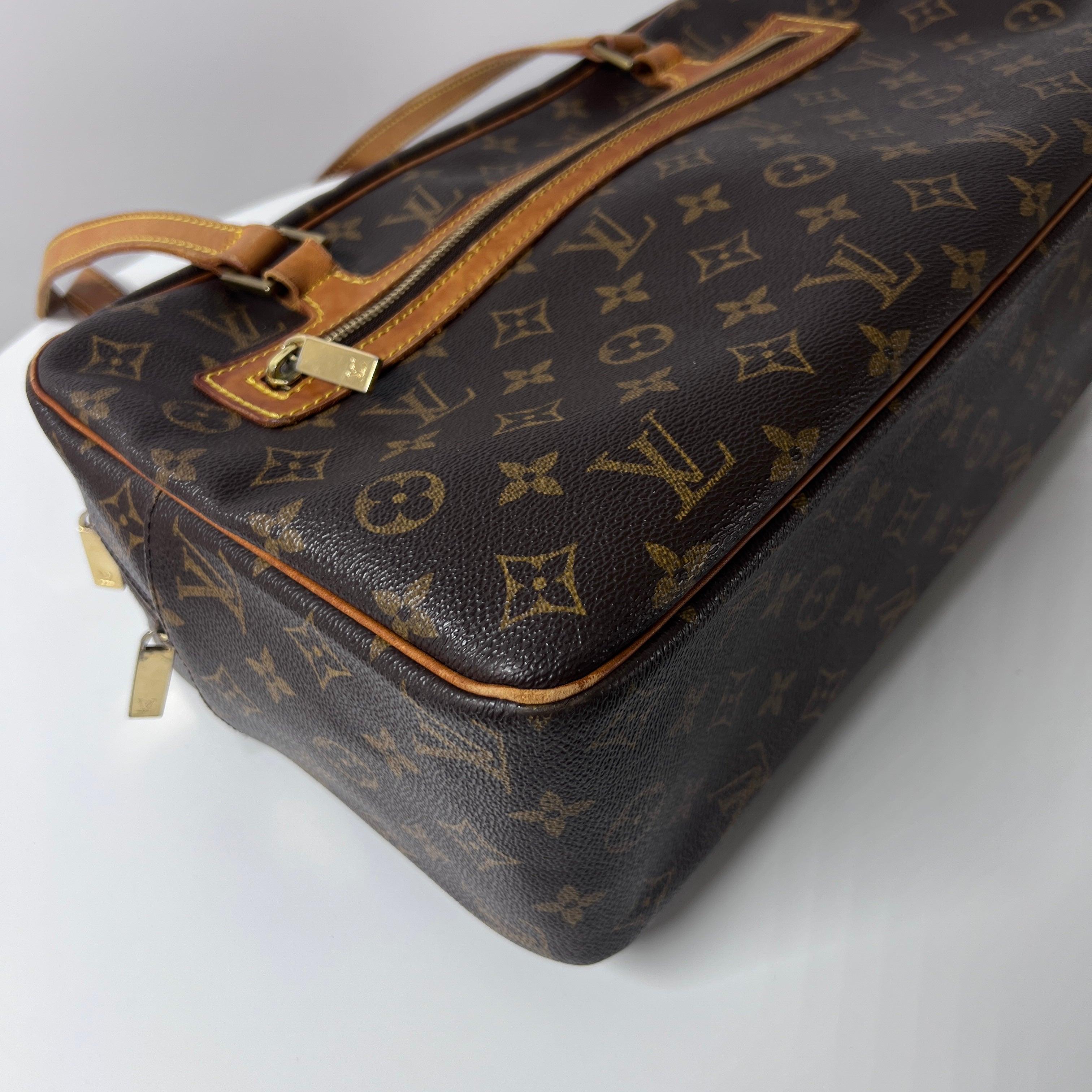 Noir Louis Vuitton Cité MM Shoulder Bag Monogram Canvas Brown 2002 en vente