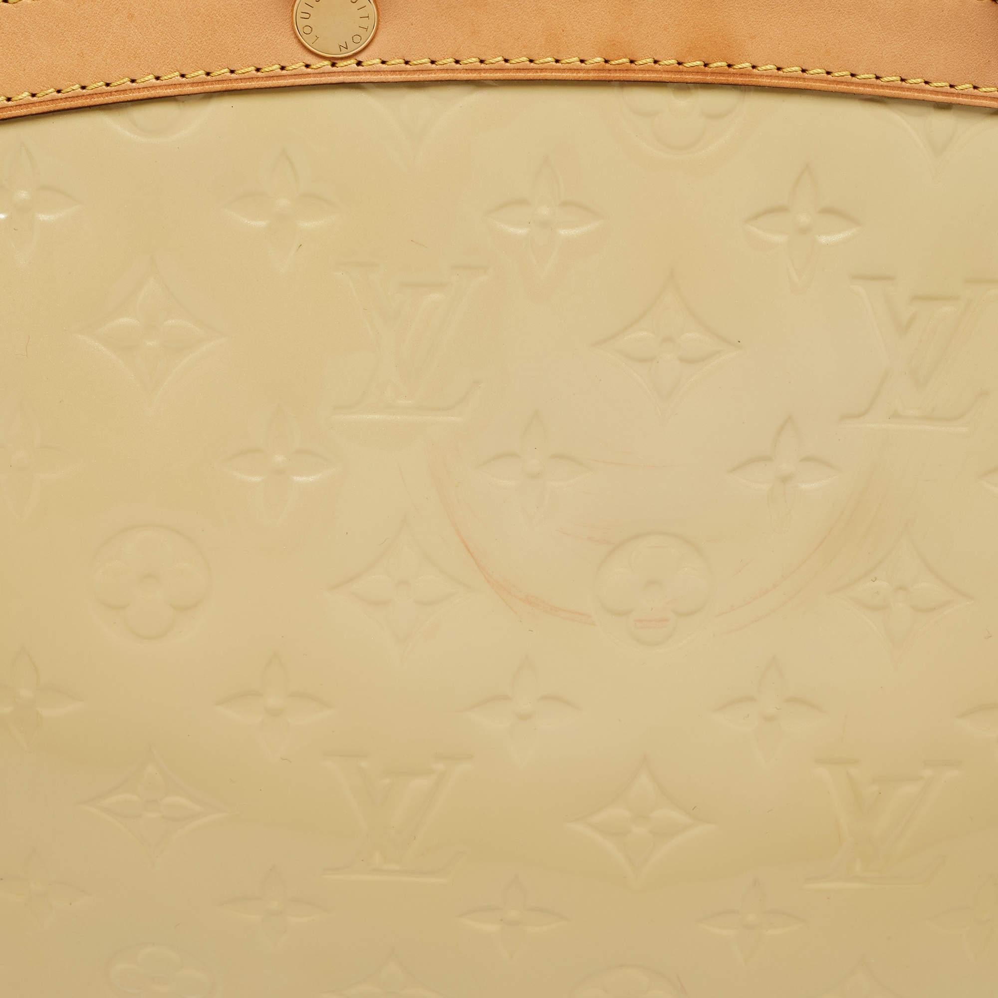 Louis Vuitton Citrine Monogram Vernis Brea MM Bag For Sale 9