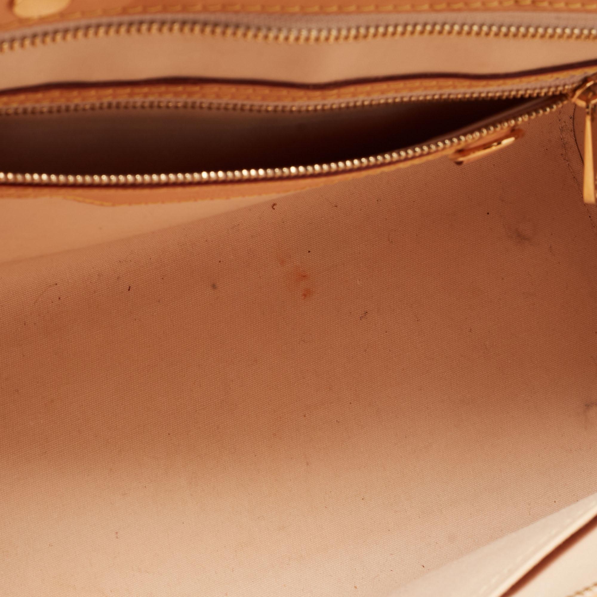 Louis Vuitton Citrine Monogram Vernis Brea MM Bag For Sale 3