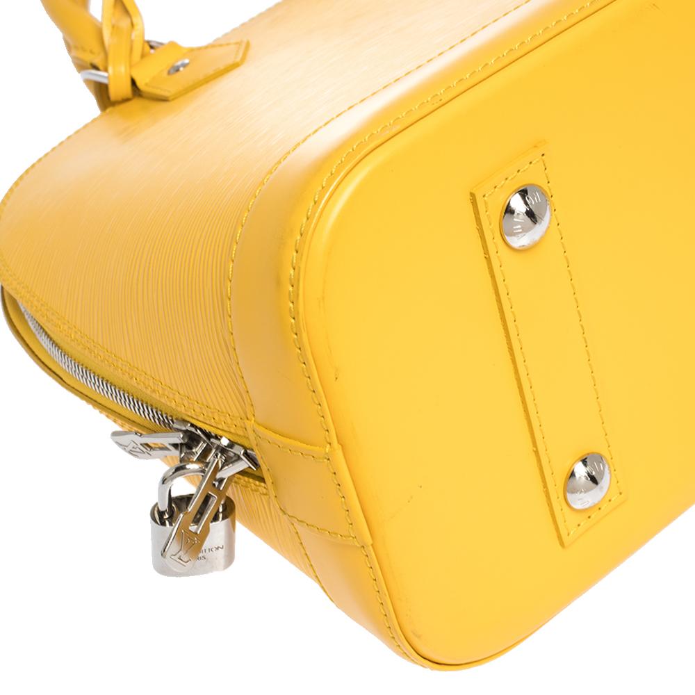 Louis Vuitton Citron Epi Leather Alma PM Bag In Good Condition In Dubai, Al Qouz 2