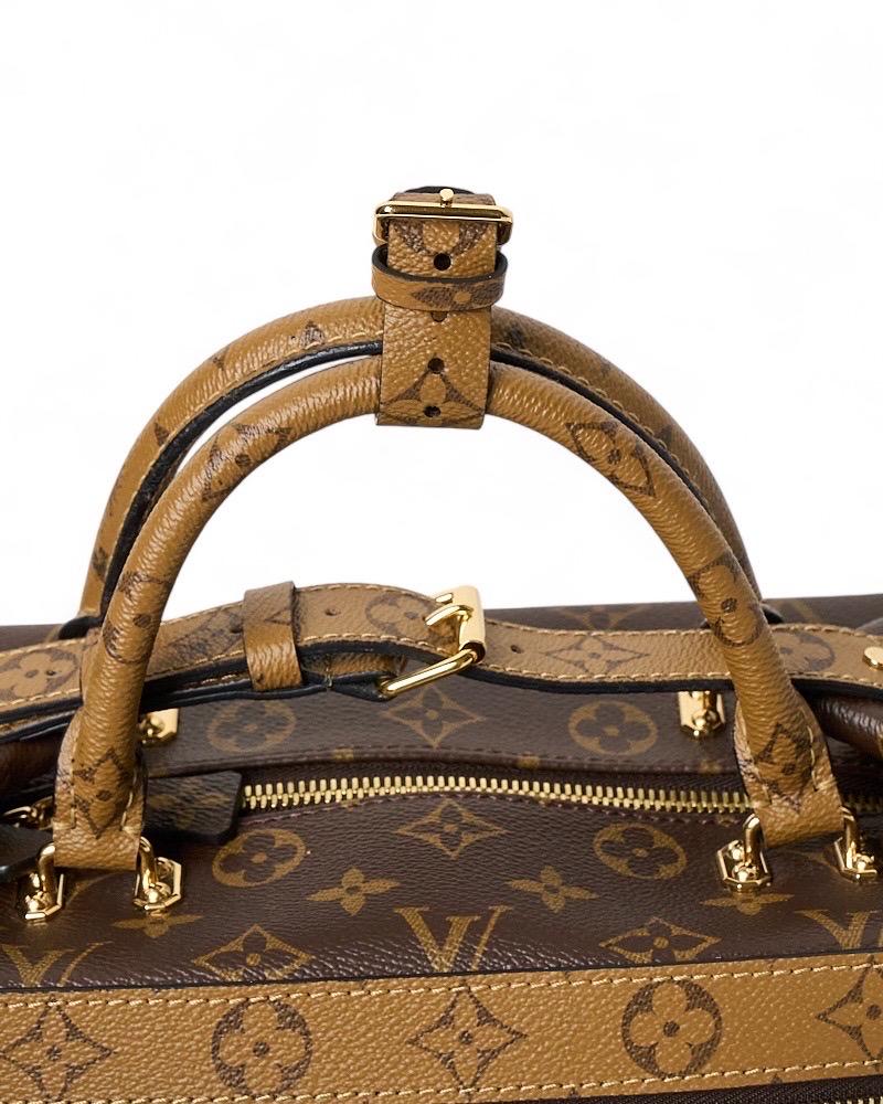 Louis Vuitton City Cruiser MM Monogram Reverse Borsa a tracolla en vente 12