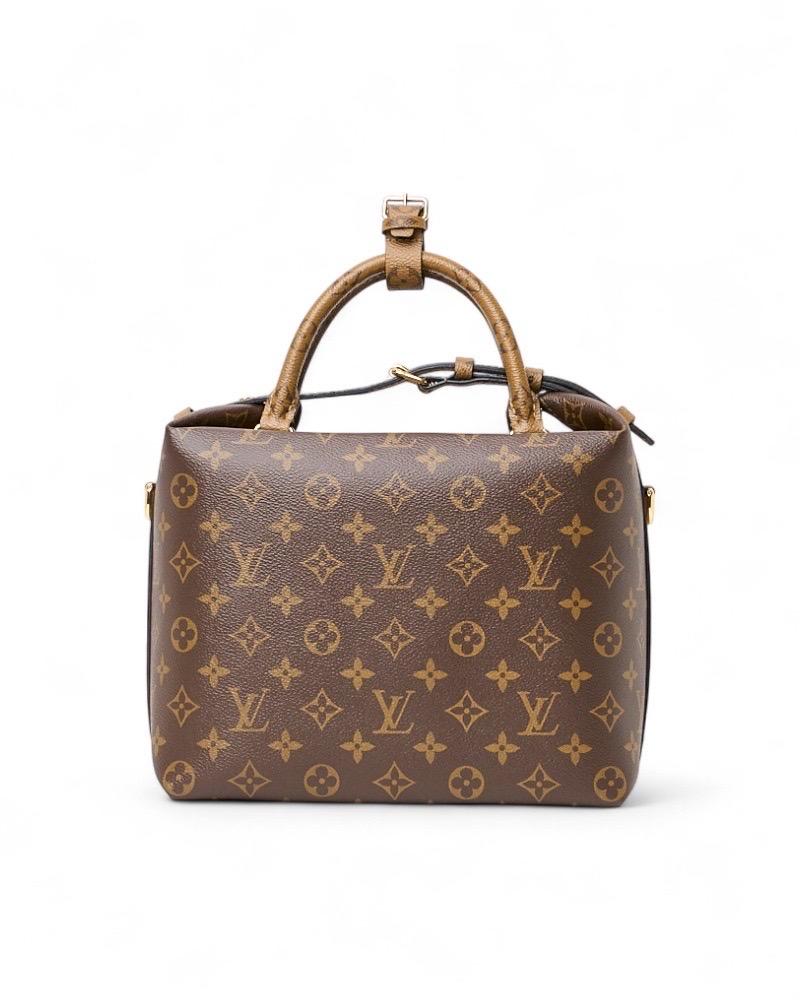 Louis Vuitton City Cruiser MM Monogram Reverse Borsa a tracolla Excellent état - En vente à Torre Del Greco, IT