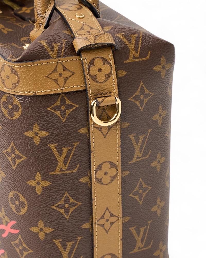 Louis Vuitton City Cruiser MM Monogram Reverse Borsa a tracolla en vente 3