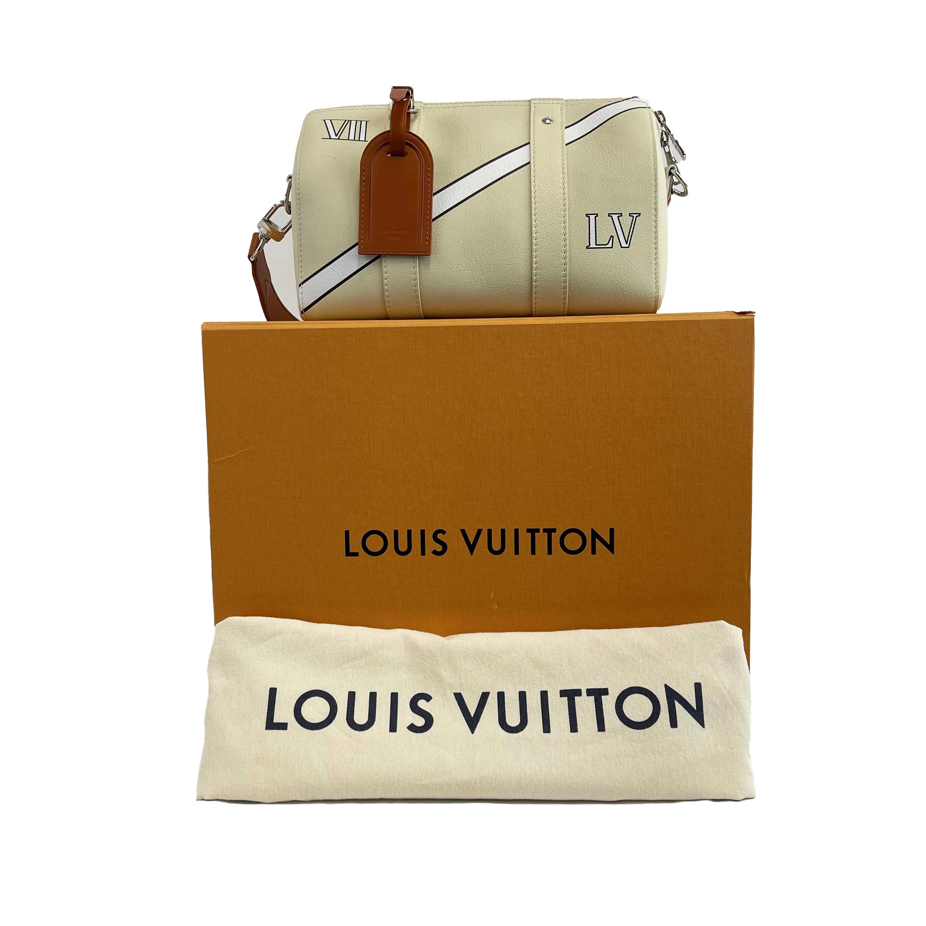 Louis Vuitton - City Keepall Bag Trunk L'oeil Calf Leather Cream Shoulder Bag In Excellent Condition For Sale In Sanford, FL
