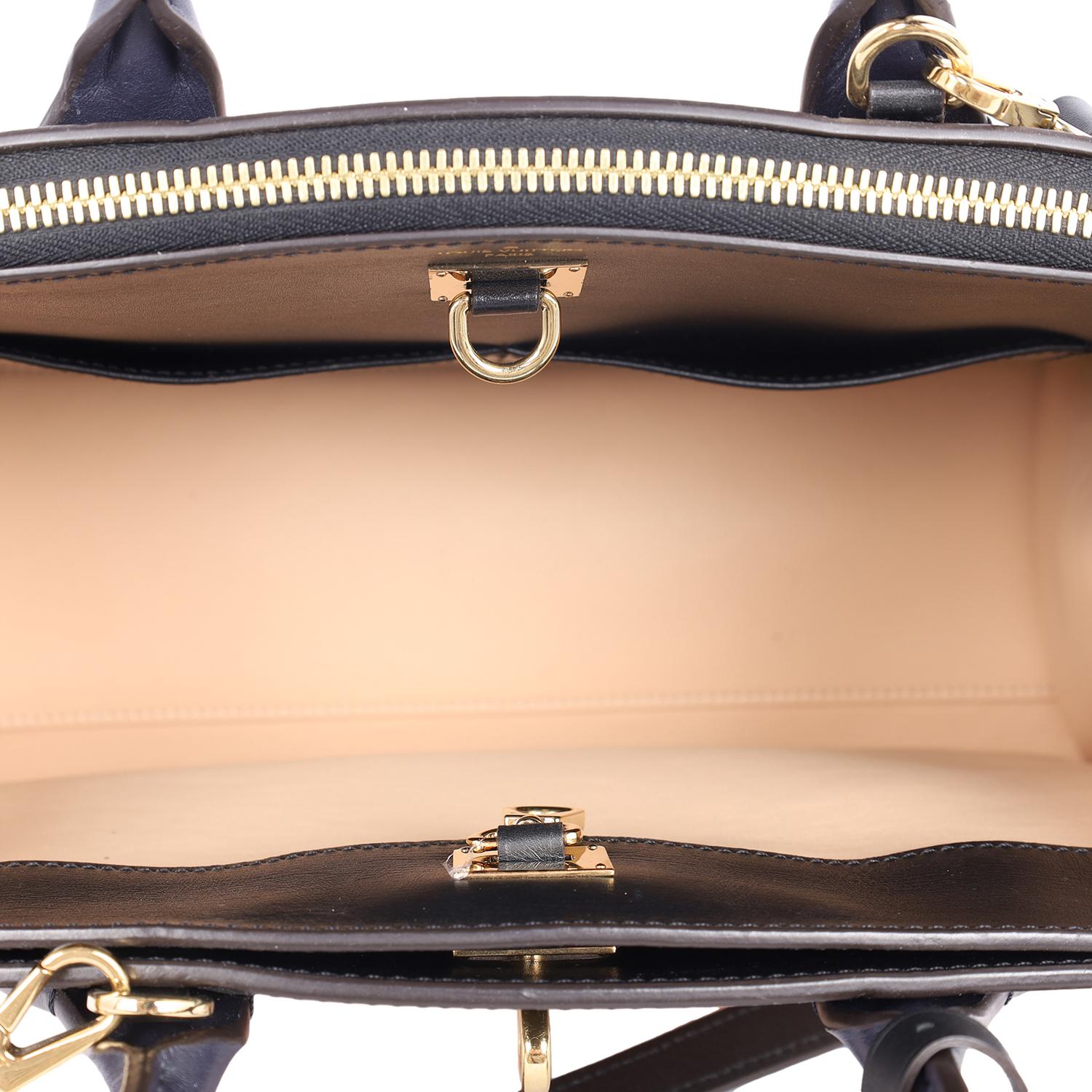 Louis Vuitton City Steamer 2way Shoulder Bag Beige Dark Blue For Sale 3