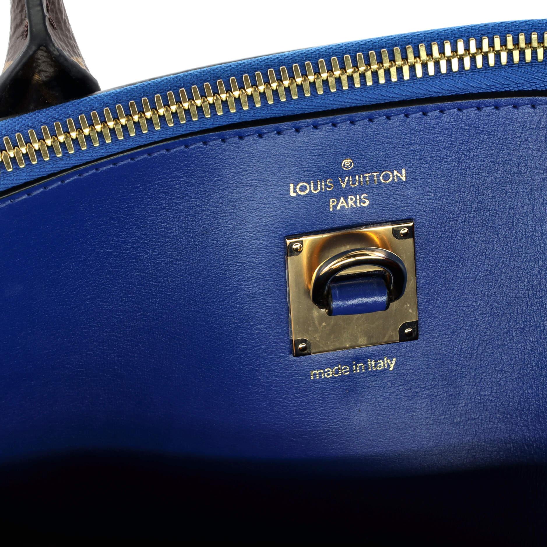 Louis Vuitton City Steamer Handbag Chevron Leather with Monogram Canvas MM For Sale 2