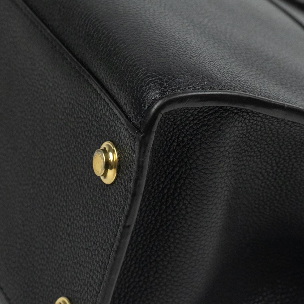 Louis Vuitton, City Steamer in black leather 6