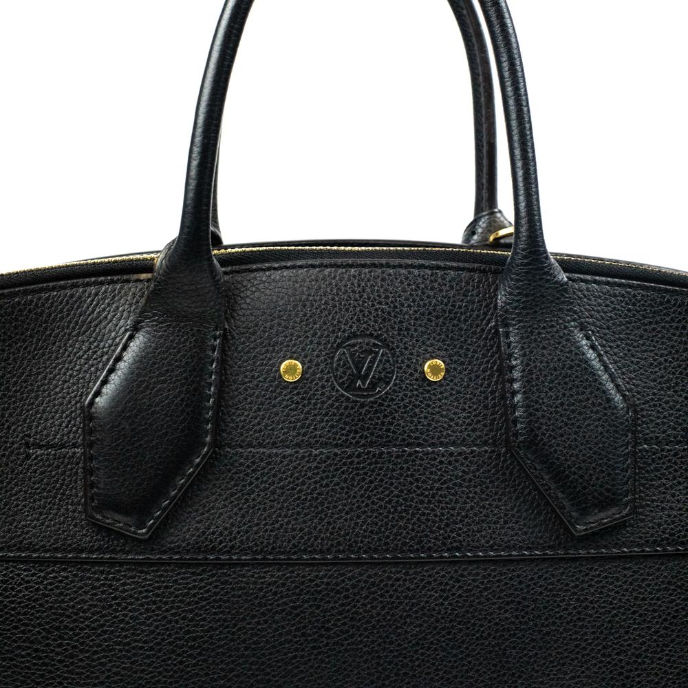 Louis Vuitton, City Steamer in black leather 8