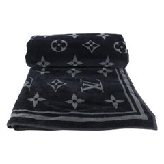 Louis Vuitton Classic Black Monogram Eclipse Beach Towel 914lv53