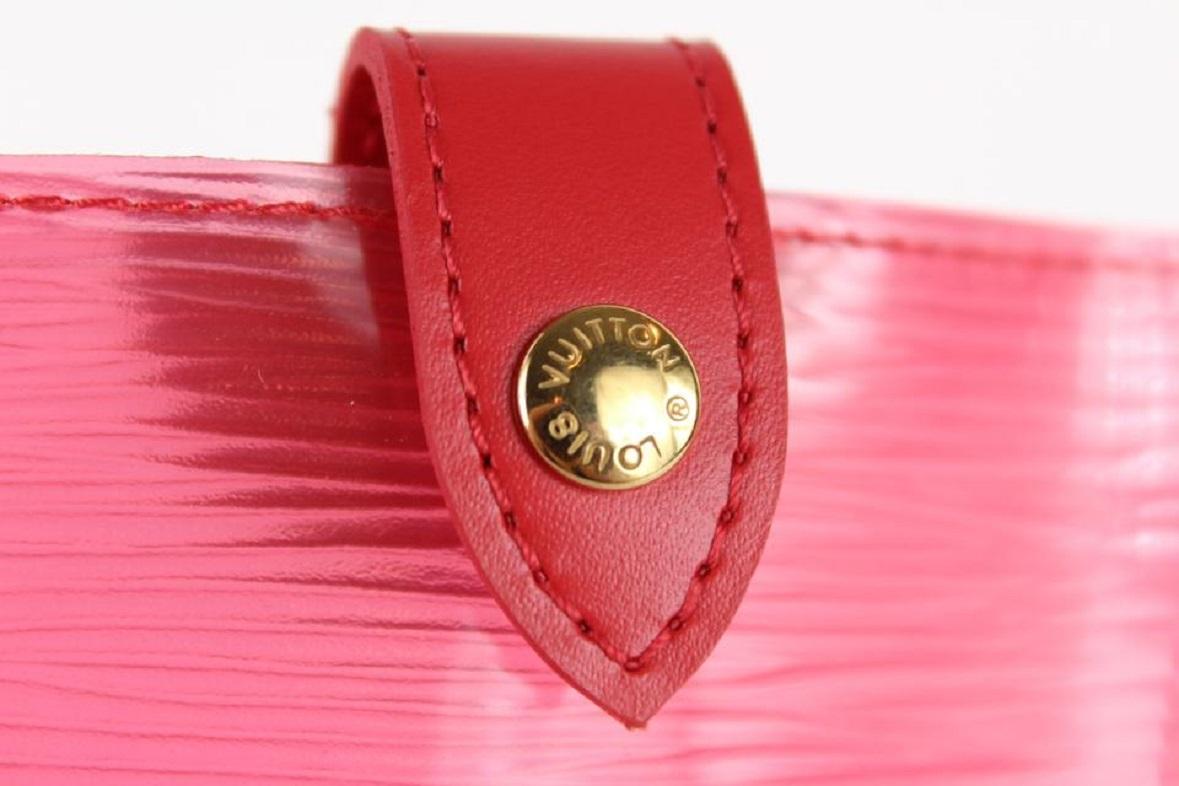 Louis Vuitton Clear Red Epi Plage Translucent Pochette Accessories Wristlet 3LVS For Sale 5