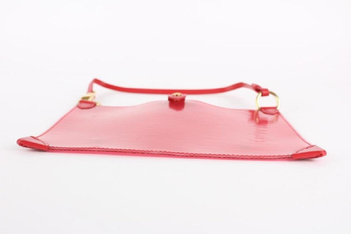 Louis Vuitton Epi Plage Transluzente Pochette-Accessoires Handgelenkstasche 3LVS, klar-rot im Angebot 1