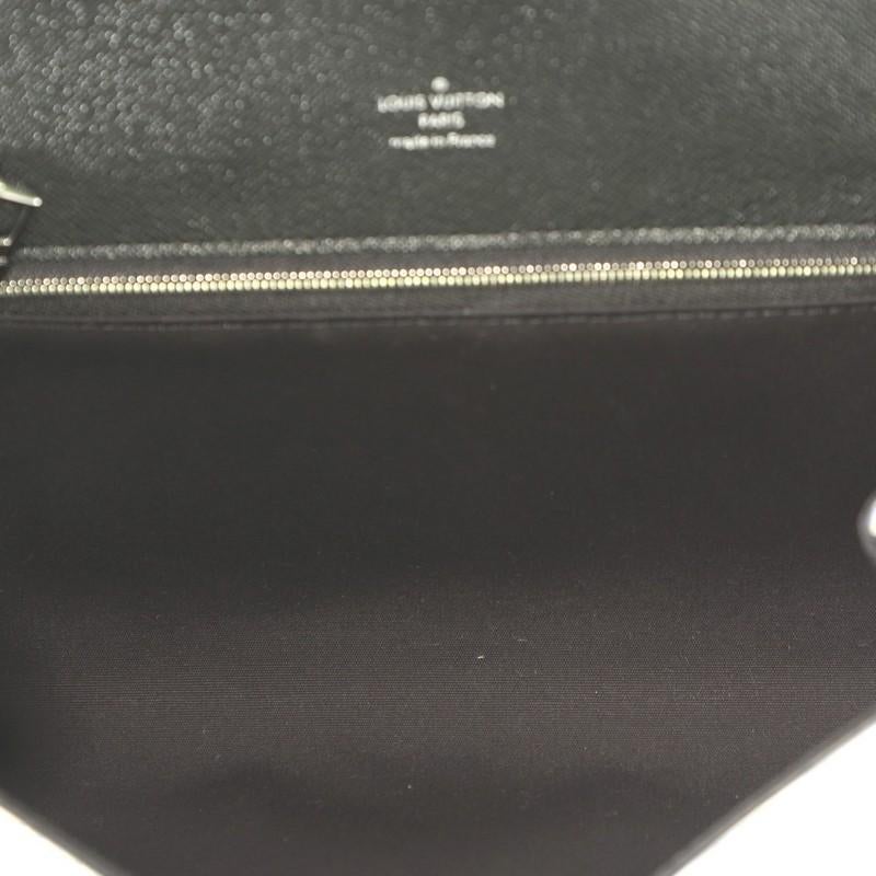 Louis Vuitton Clery Handbag Epi Leather In Good Condition In NY, NY