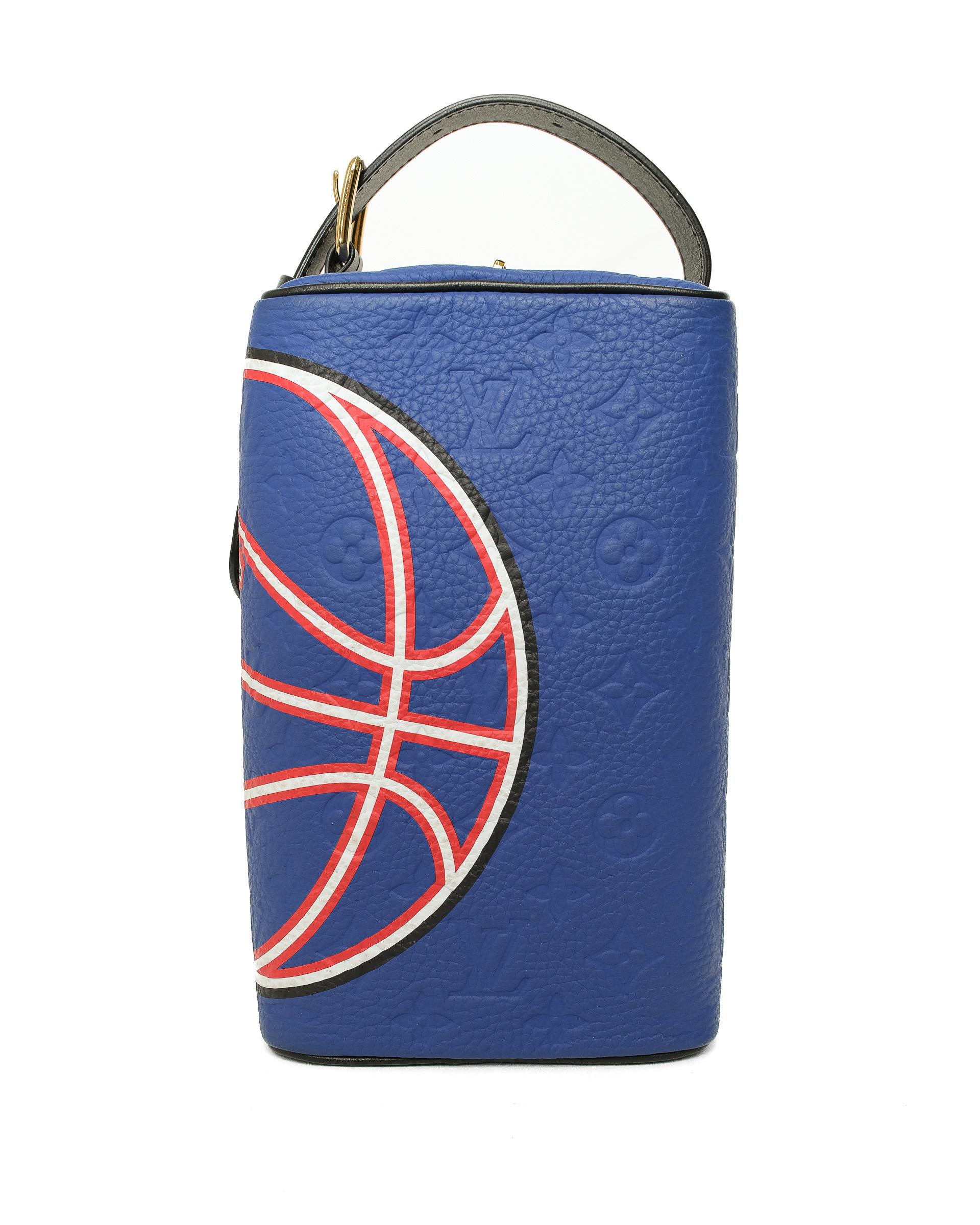 Louis Vuitton Cloakroom Dopp Kit NBA Blue Borsa A Mano In Excellent Condition For Sale In Torre Del Greco, IT