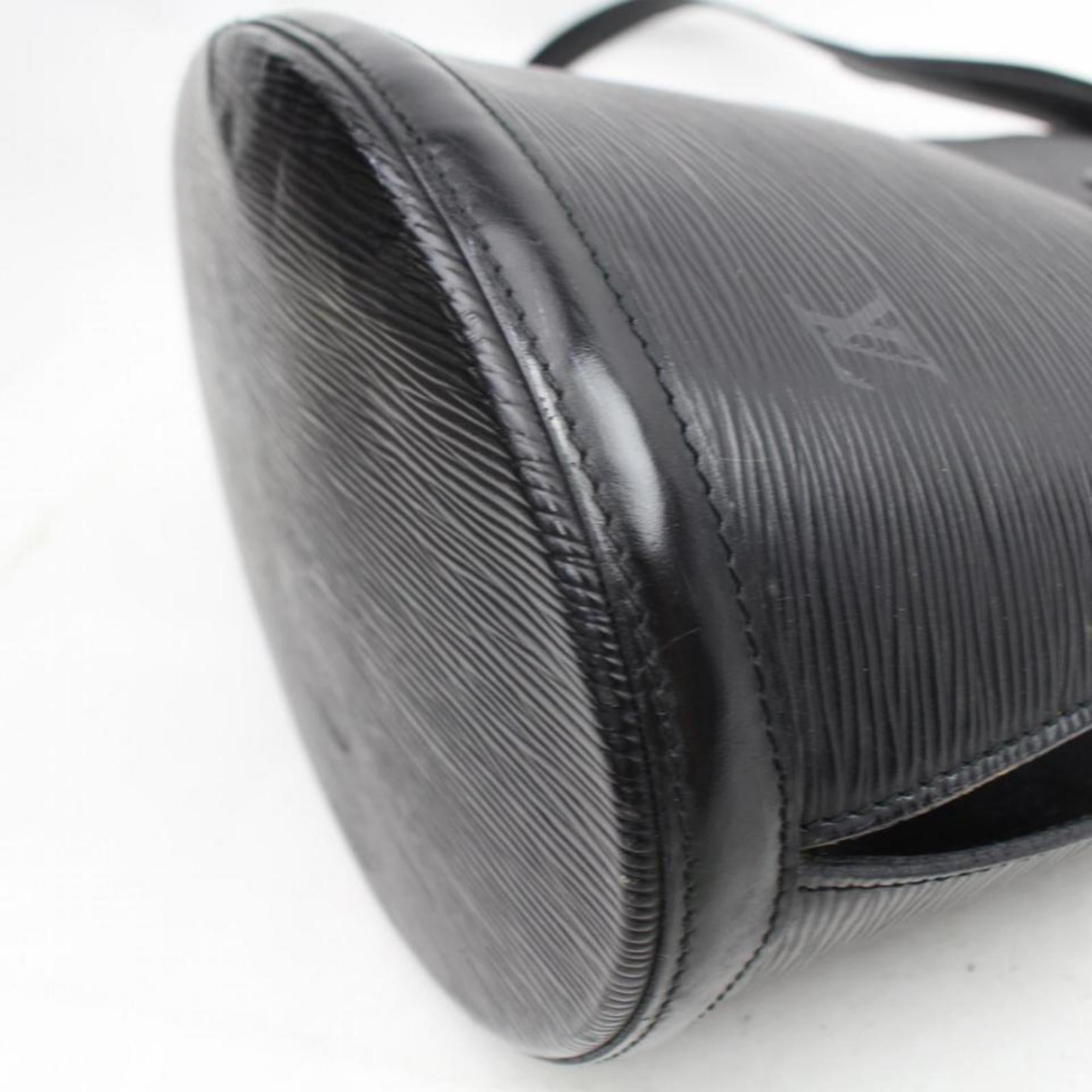 Louis Vuitton Cluny 867145 Black Leather Shoulder Bag For Sale 2
