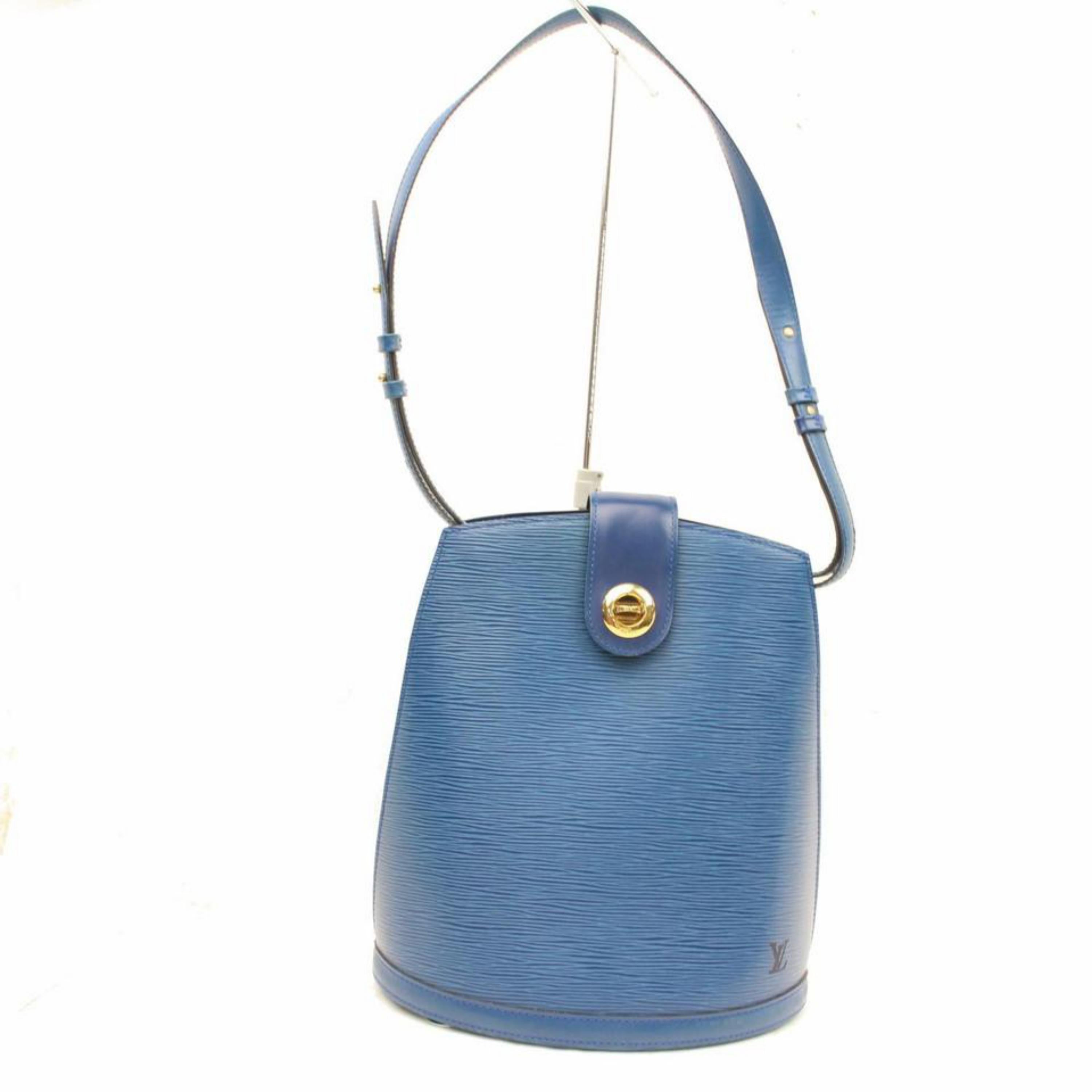 Louis Vuitton Cluny Epi 865824 Blue Leather Shoulder Bag For Sale 7