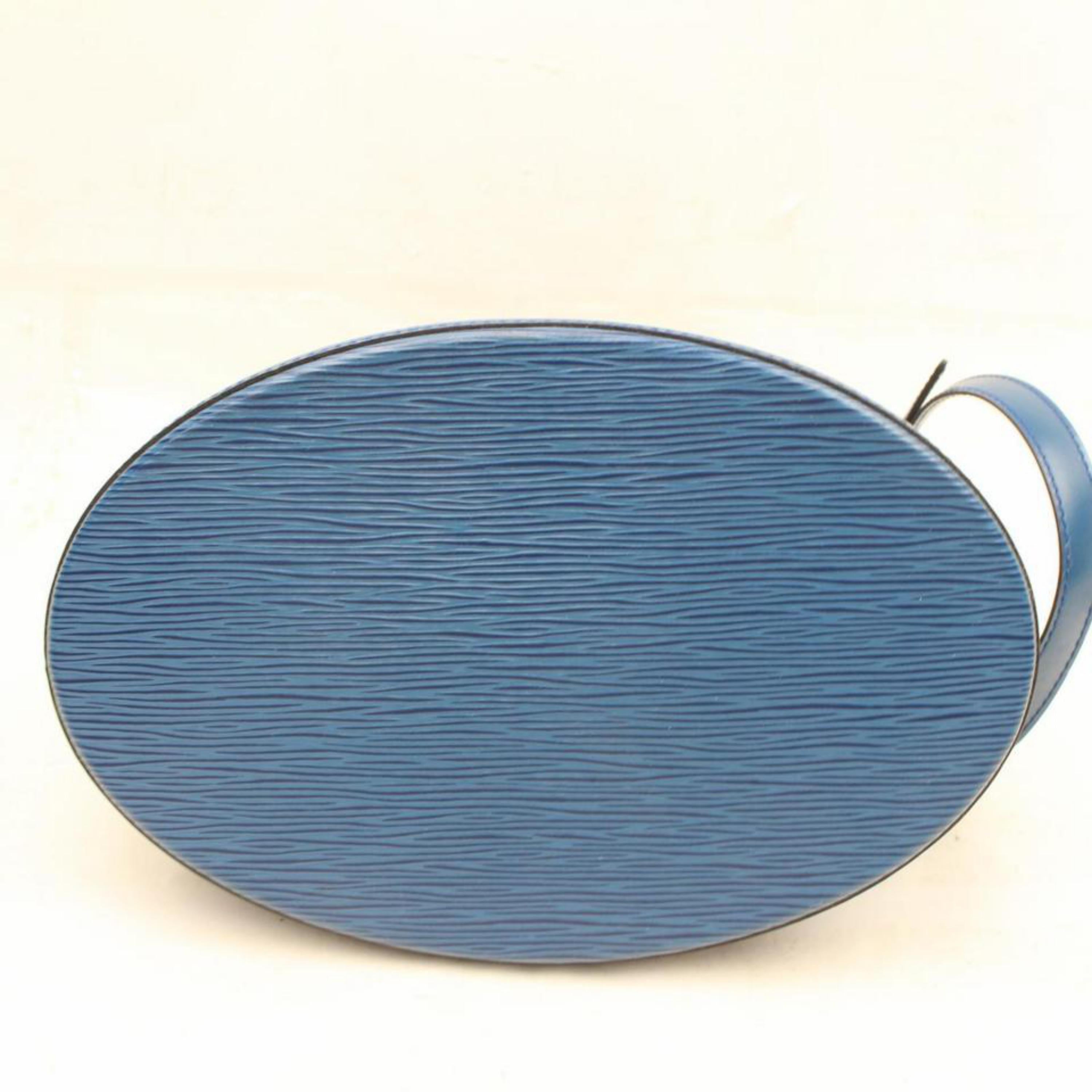 Louis Vuitton Cluny Epi 865824 Blue Leather Shoulder Bag For Sale 3