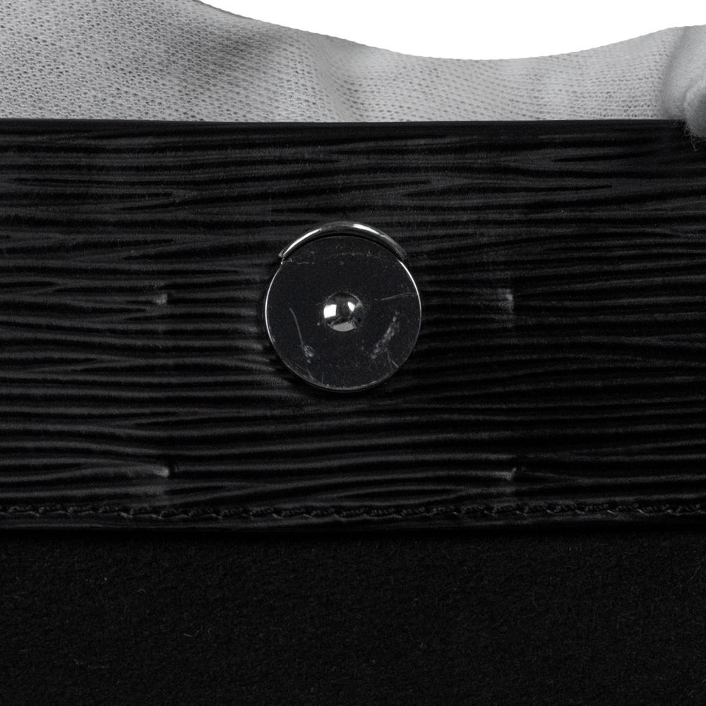 LOUIS VUITTON, Cluny in black épi leather For Sale 5