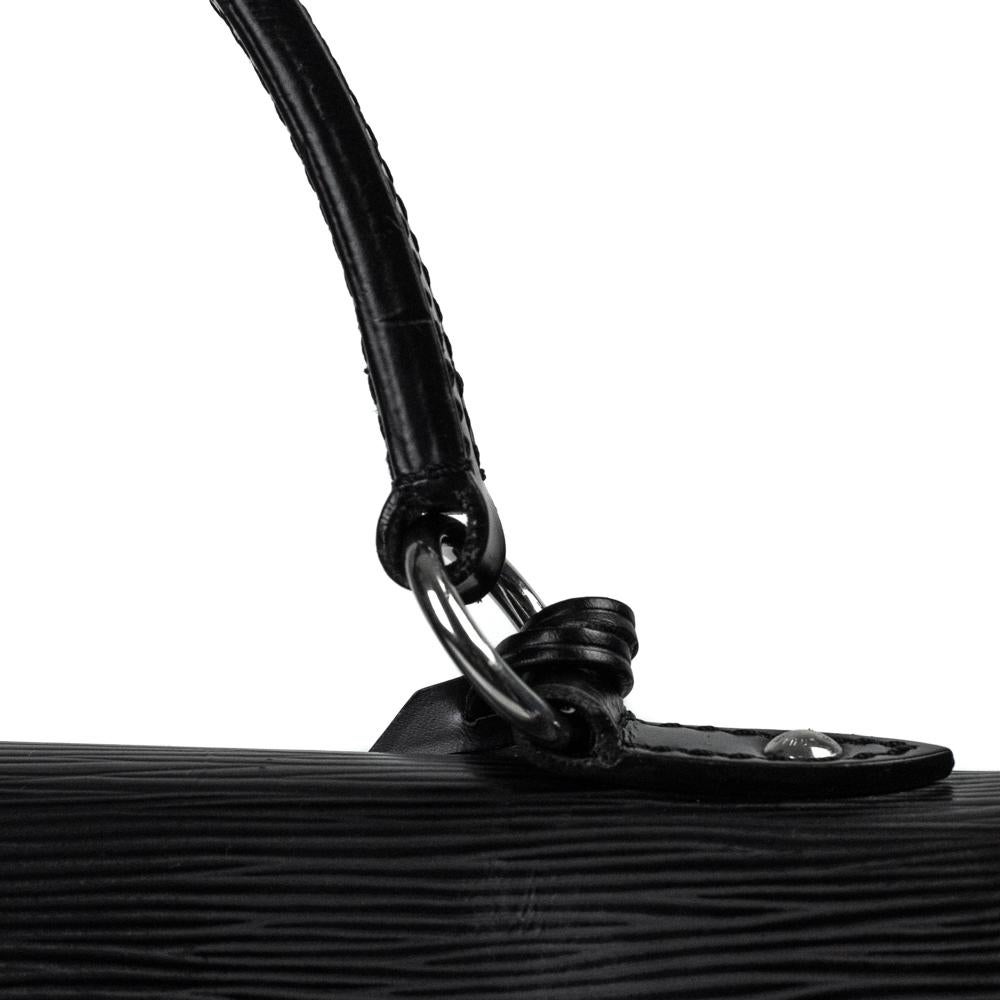 LOUIS VUITTON, Cluny in black épi leather For Sale 7