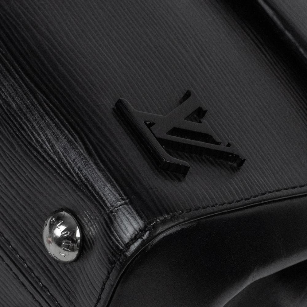 LOUIS VUITTON, Cluny in black épi leather For Sale 11