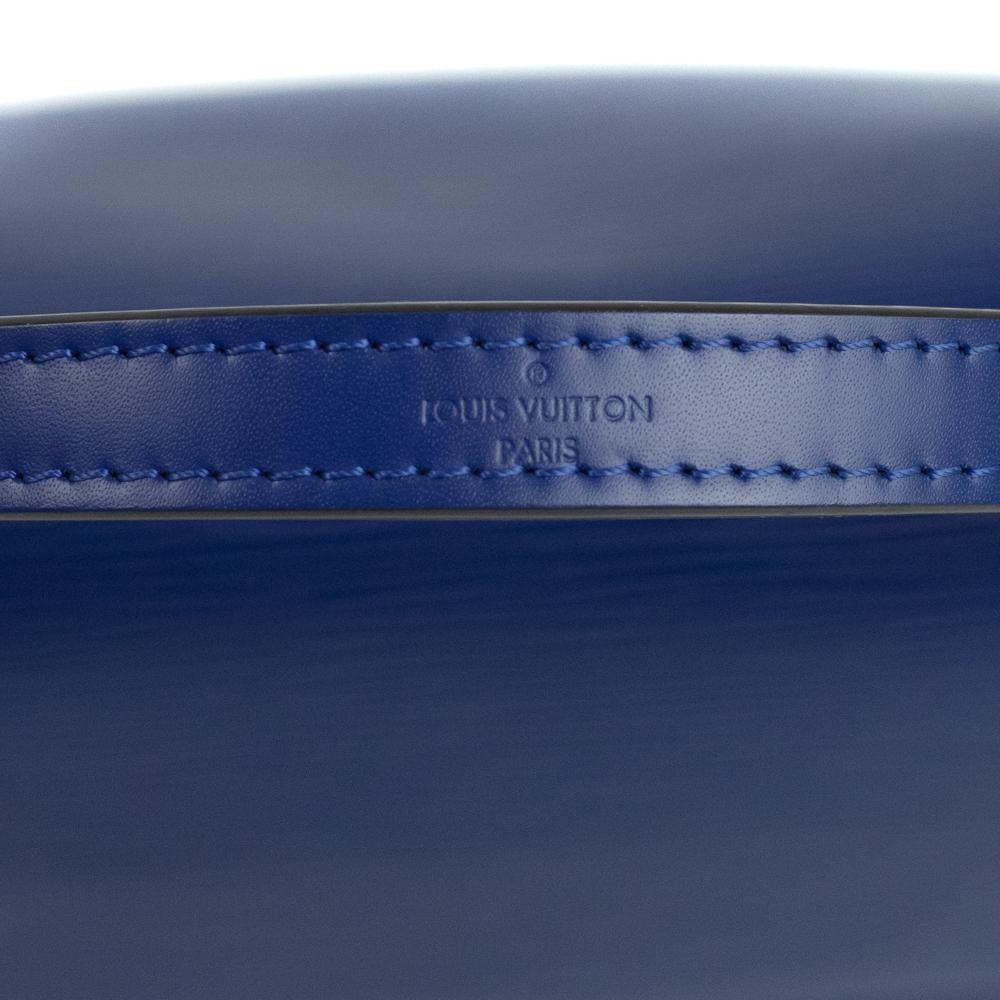 LOUIS VUITTON, Cluny in blue épi leather For Sale 5