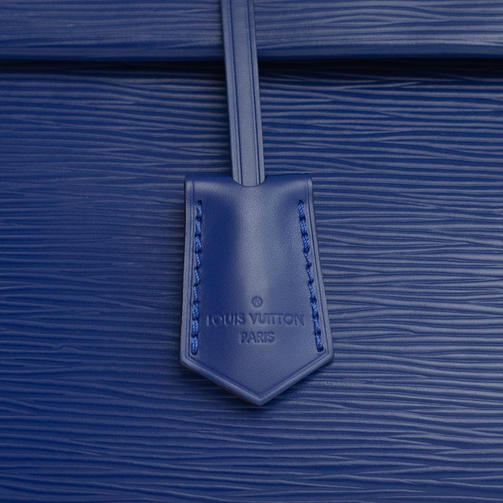 LOUIS VUITTON, Cluny in blue épi leather For Sale 8