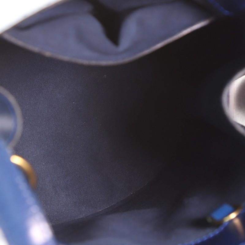 Women's or Men's Louis Vuitton Cluny Shoulder Bag Epi Leather