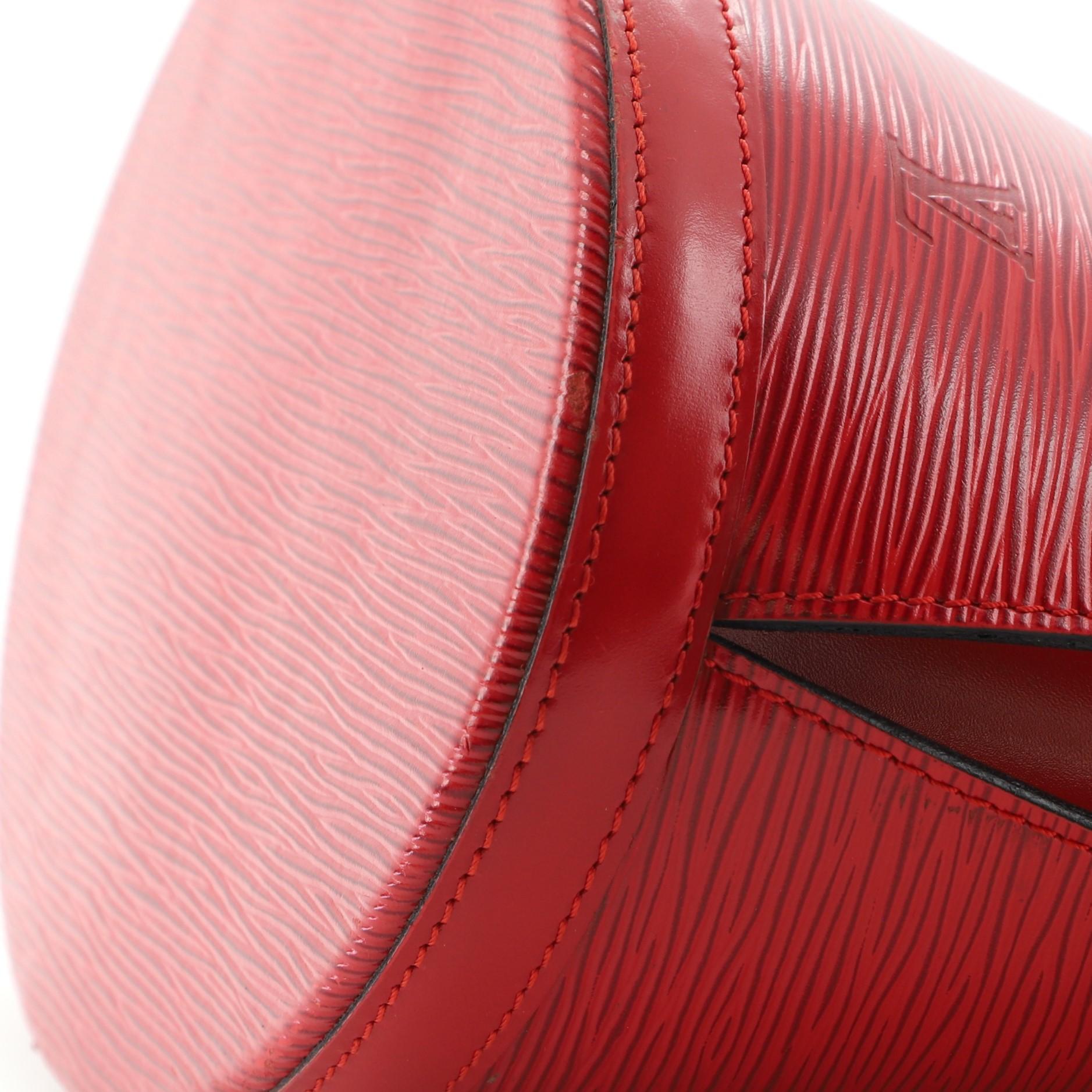 Louis Vuitton Cluny Shoulder Bag Epi Leather 2