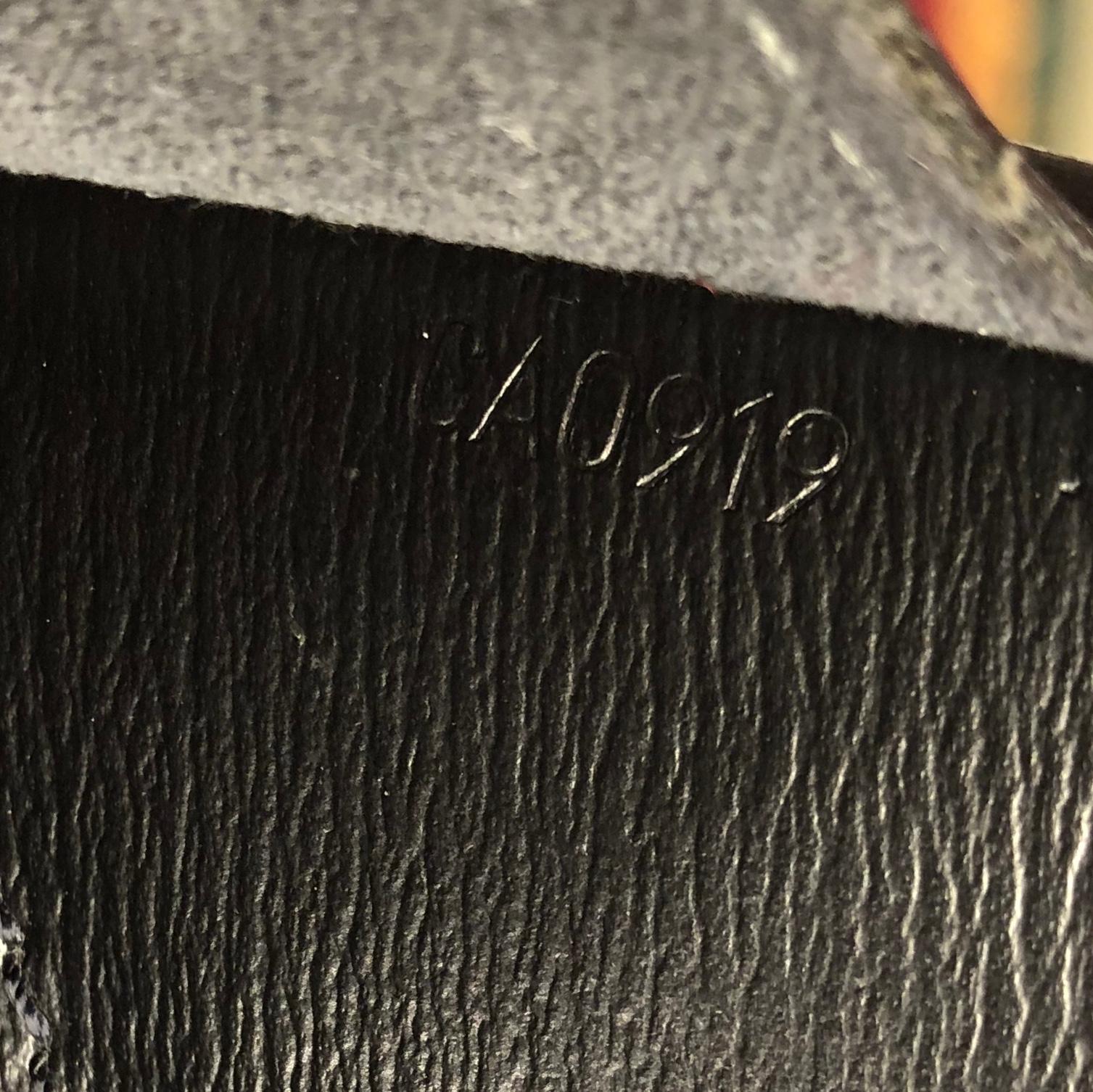 Louis Vuitton Cluny Shoulder Bag Epi Leather 4