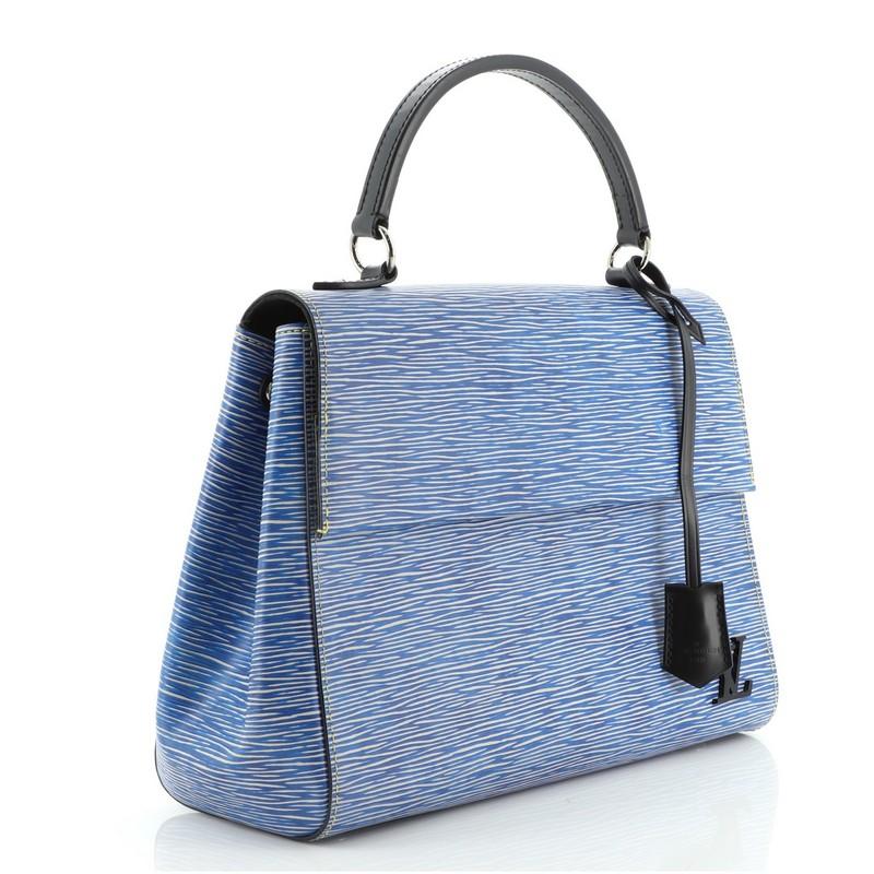 Condition: Great. Light scuffs and creasing on handle and strap, minor wear underneath flap and in interior, scratches on hardware.
Accessories: Clochette, With Strap
Measurements: Handle Drop 4.5