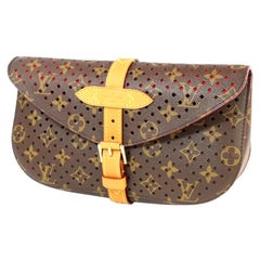 Louis Vuitton 2011 pre-owned Saumur Perforated Clutch Bag - Farfetch