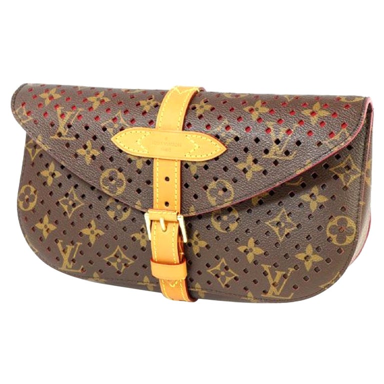 Louis Vuitton 2011 Pre-owned Saumur Perforated Clutch Bag - Brown