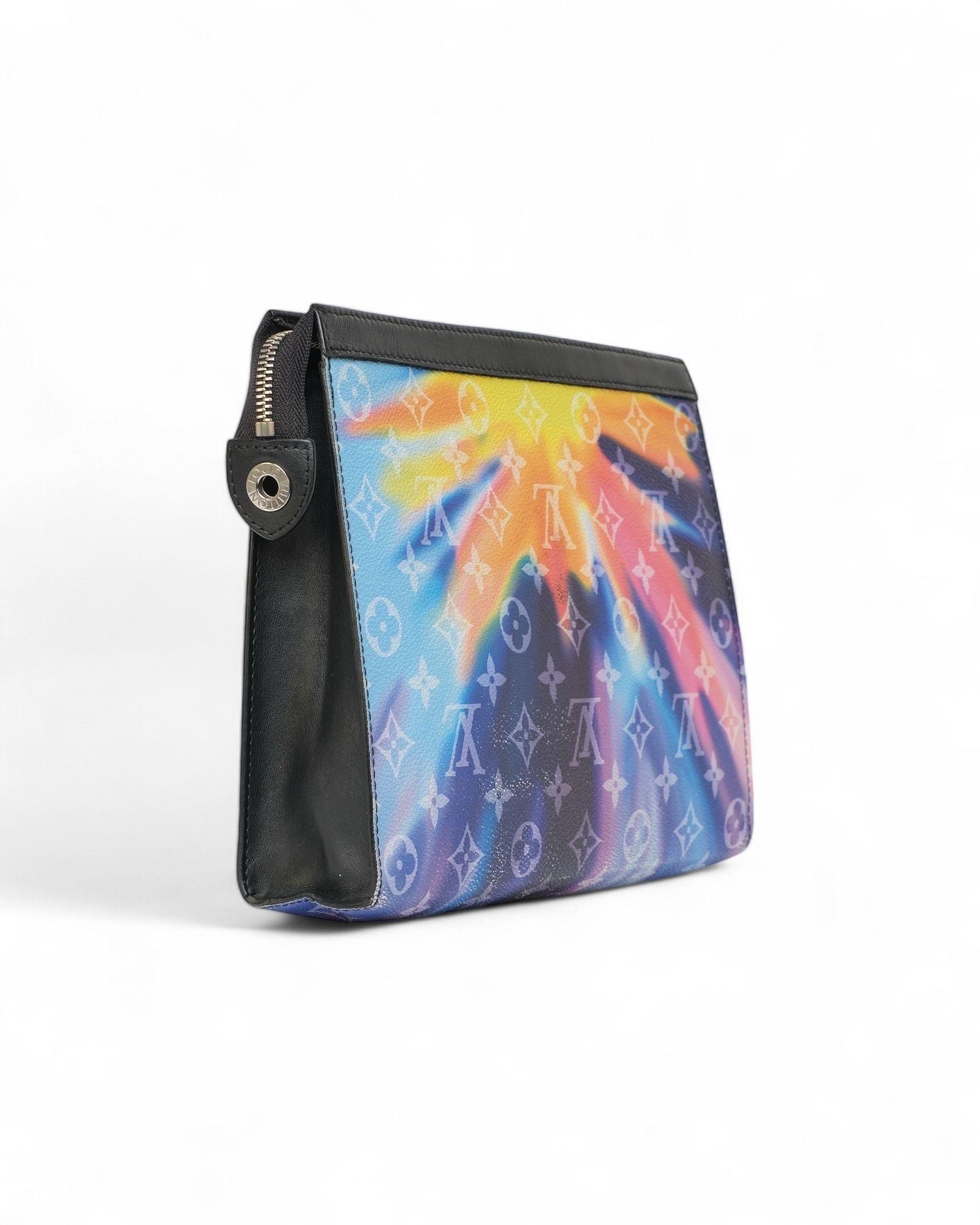 Louis Vuitton Clutch Sonnenuntergang Multicolor für Damen oder Herren im Angebot