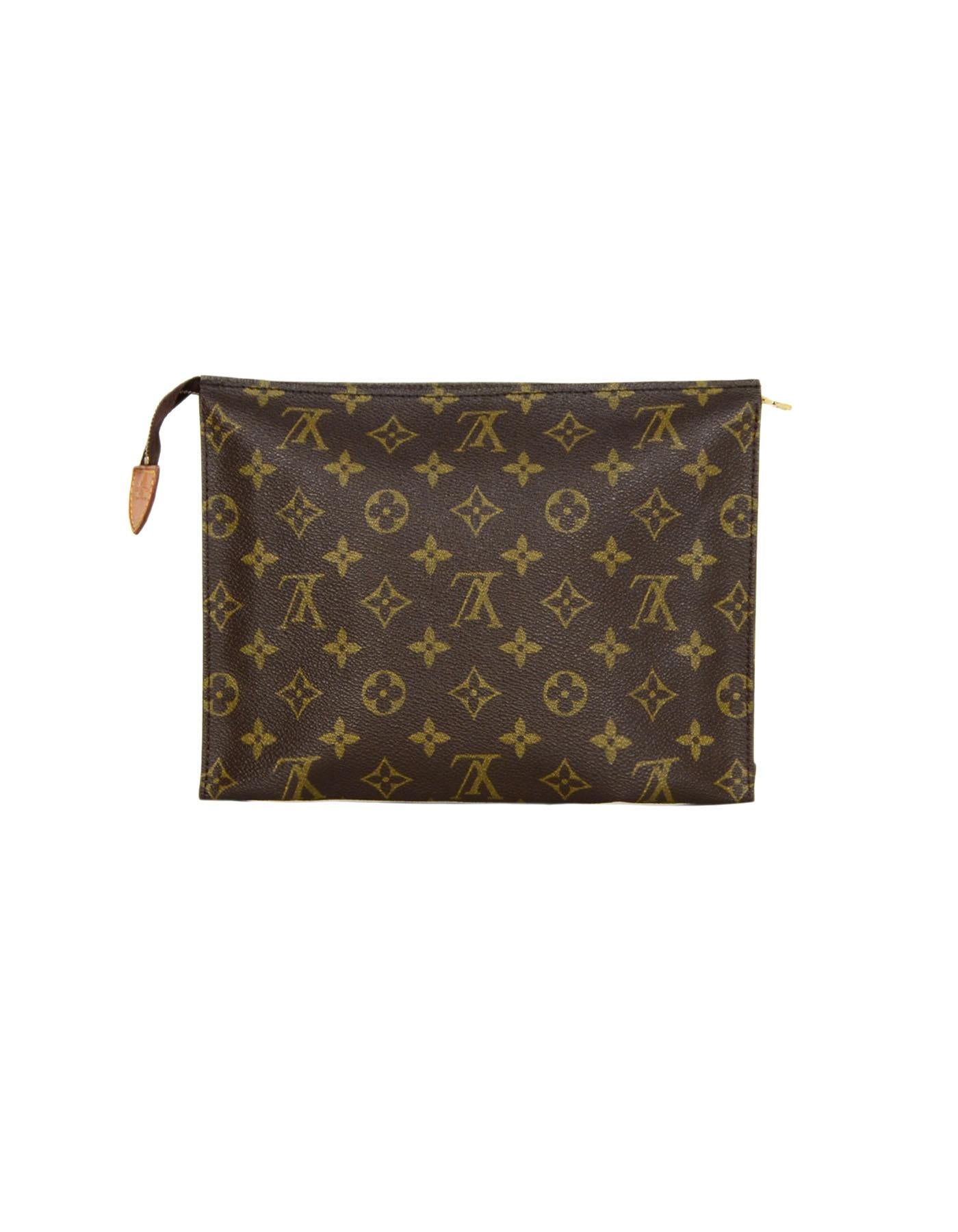 Louis Vuitton Coated Canvas Monogram Toiletry Pouch 26 In Excellent Condition In New York, NY