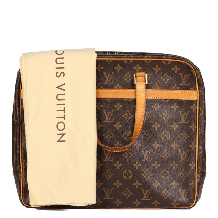 Louis Vuitton Limited  Sling Crossbody 46lv128s For Sale at