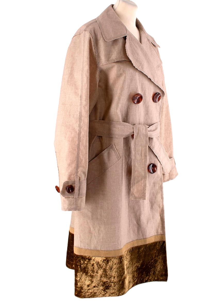 Louis Vuitton Coated Linen Trench Coat with Velvet and Lace Trims
 

 - Classic trench coat cut, elevated with decorative features including an bronze velvet and gold open weave ribbon trim
 - Double-breasted cut, with 6 oversize horn buttons and
