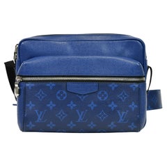 Louis Vuitton Cobalt Blue Taiga Monogram Outdoor Messenger Bag