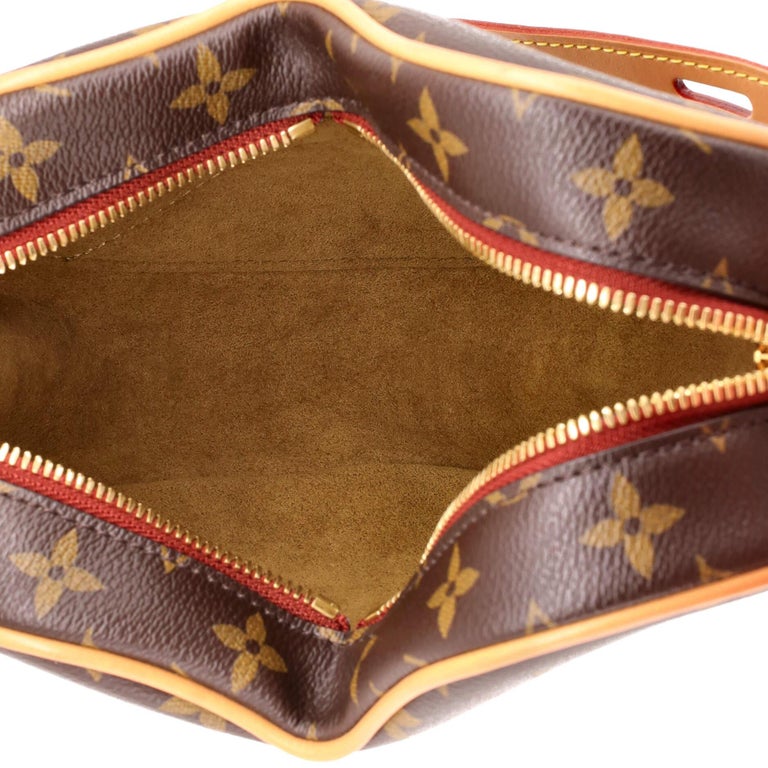 Louis Vuitton Coeur Handbag Limited Edition Game On Monogram Canvas For  Sale at 1stDibs