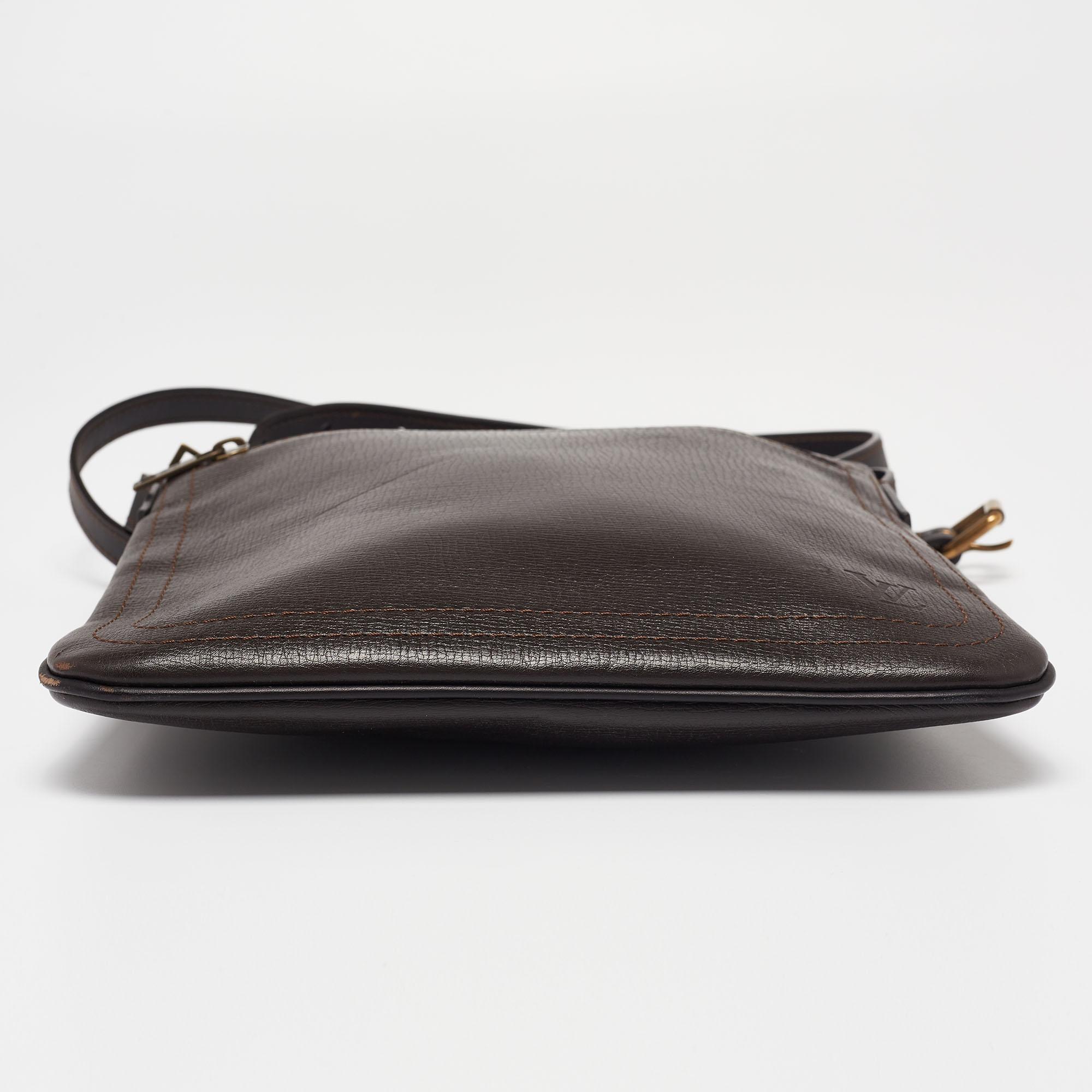 Women's Louis Vuitton Coffee Brown Utah Leather Shawnee Messenger Bag