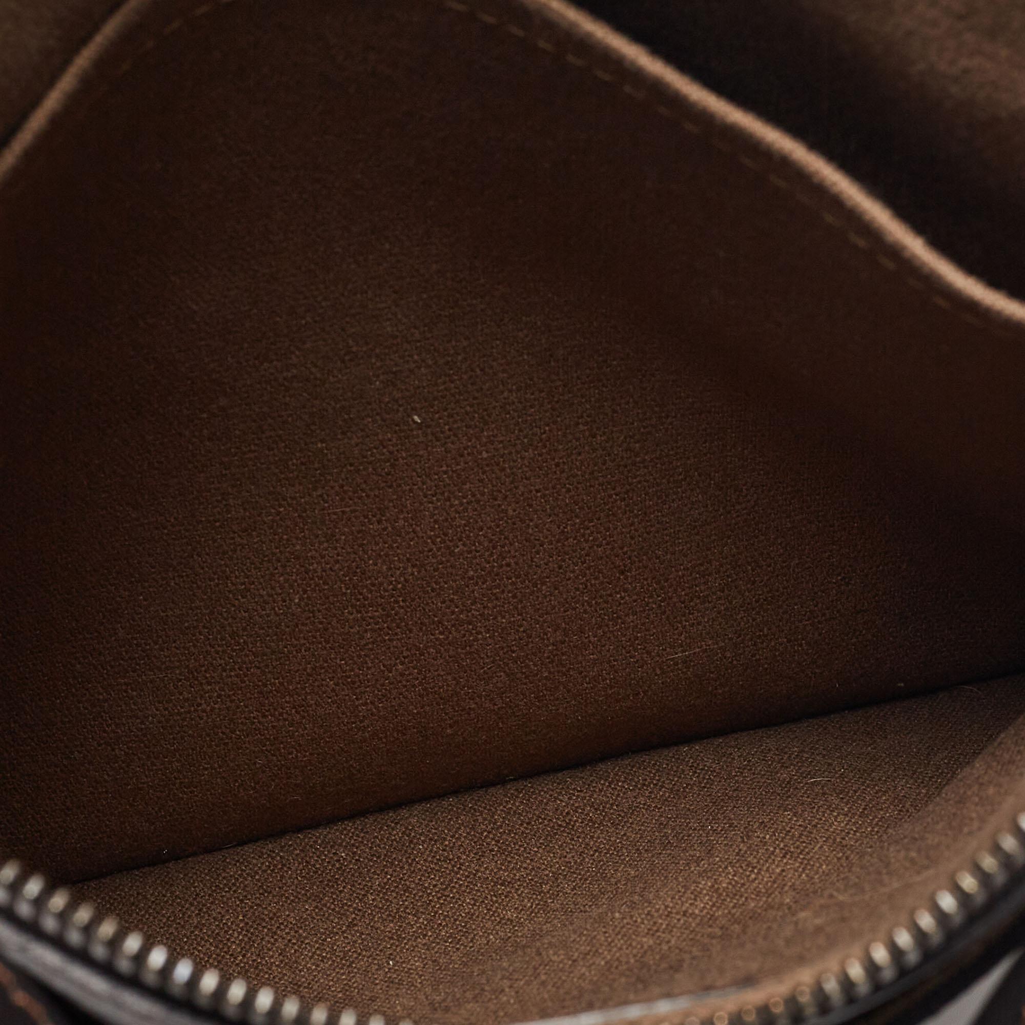 Louis Vuitton Coffee Brown Utah Leather Shawnee Messenger Bag 1