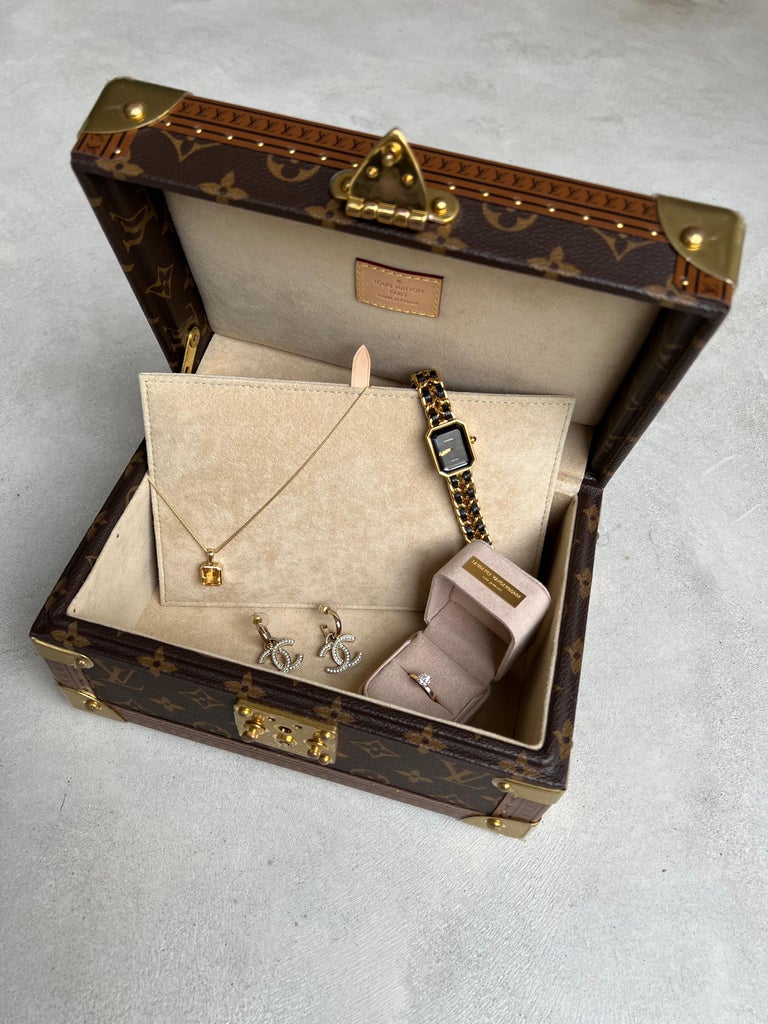 Louis Vuitton Coffret Tresor 24 Case NEW Monogram Jewelry Box Unused For Sale 9