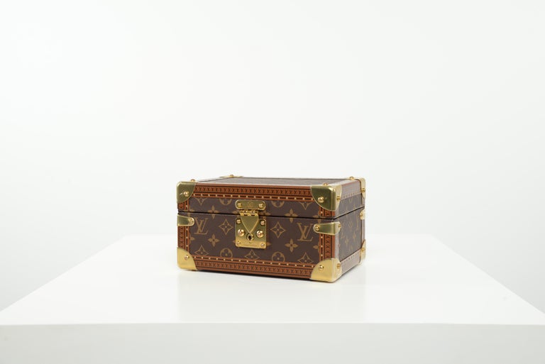 Louis Vuitton Coffret Tresor 24 Case NEW Monogram Jewelry Box Unused For Sale 2