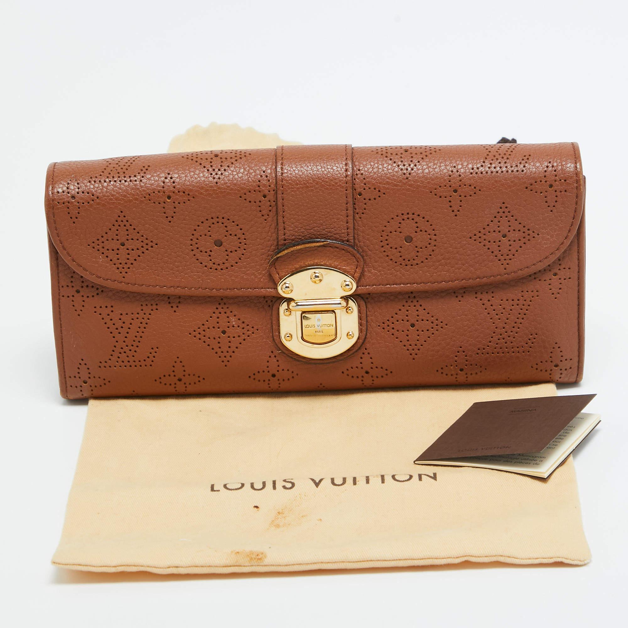 Cognacfarbene Monogramm Mahina Leder-Amelia-Brieftasche von Louis Vuitton aus Leder im Angebot 7