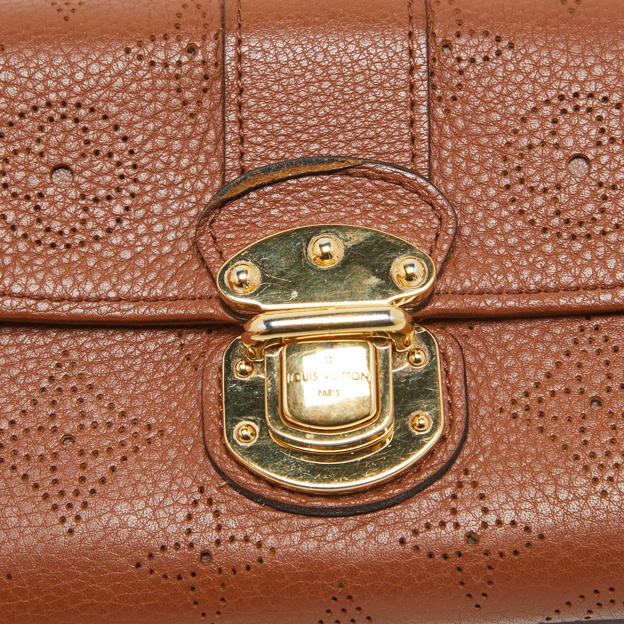 Women's Louis Vuitton Cognac Monogram Mahina Leather Amelia Wallet For Sale