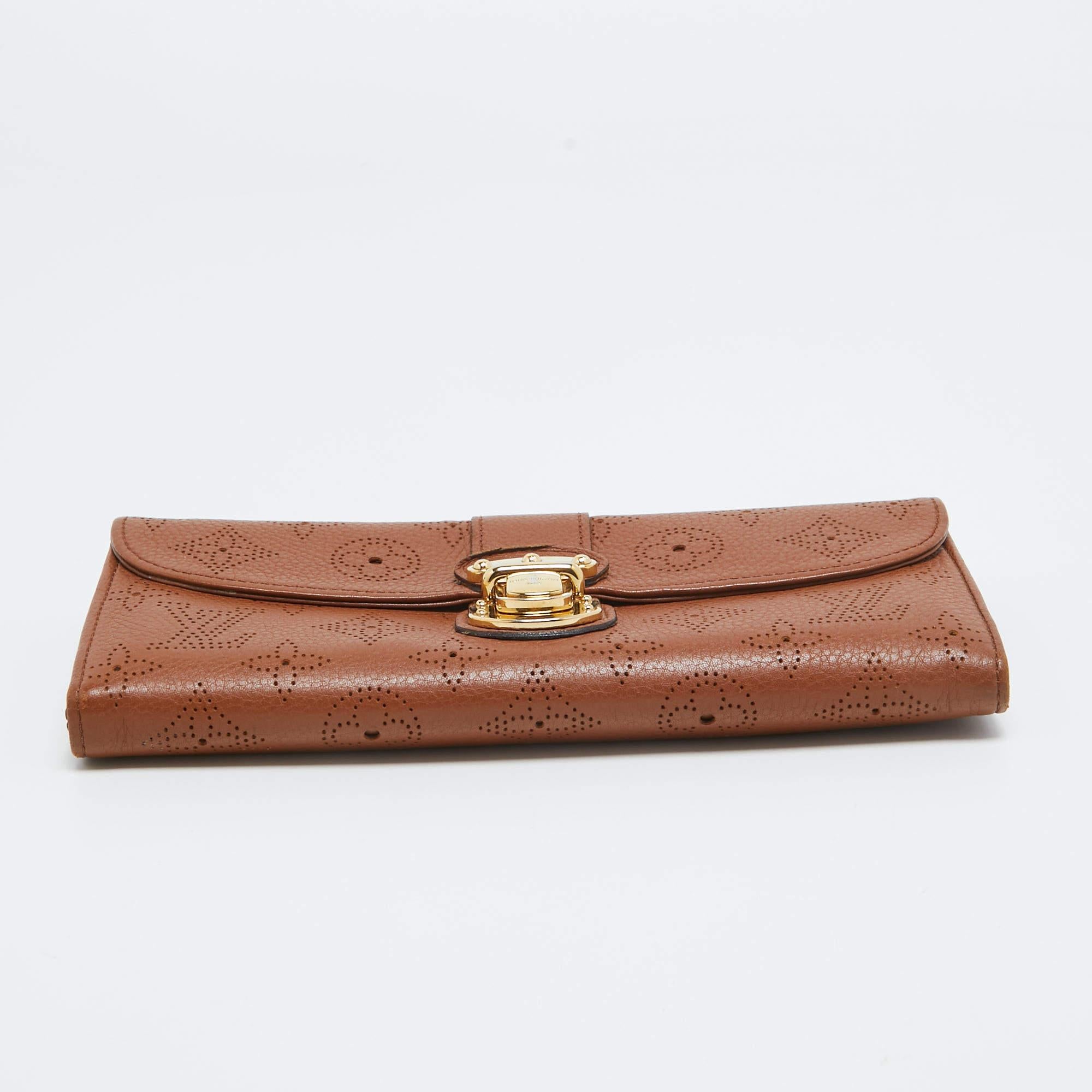 Cognacfarbene Monogramm Mahina Leder-Amelia-Brieftasche von Louis Vuitton aus Leder im Angebot 2