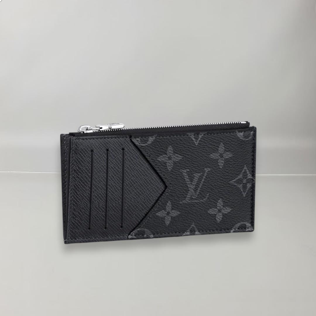 Louis Vuitton Coin purse and card holder Black Taïga cowhide leather For Sale 1