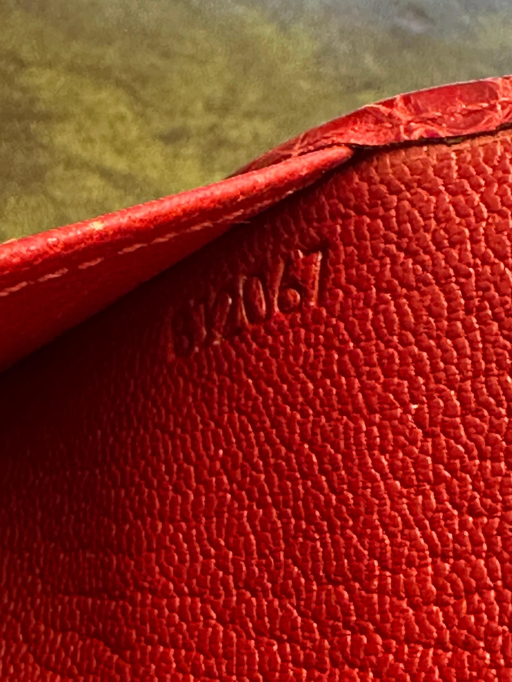 Louis Vuitton Collectable Rare Agenda Calendar Etui Red Crocodile Leather For Sale 4