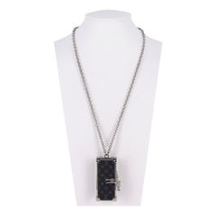 Louis Vuitton Collier DJ Trunk Monogram Eclipse Necklace