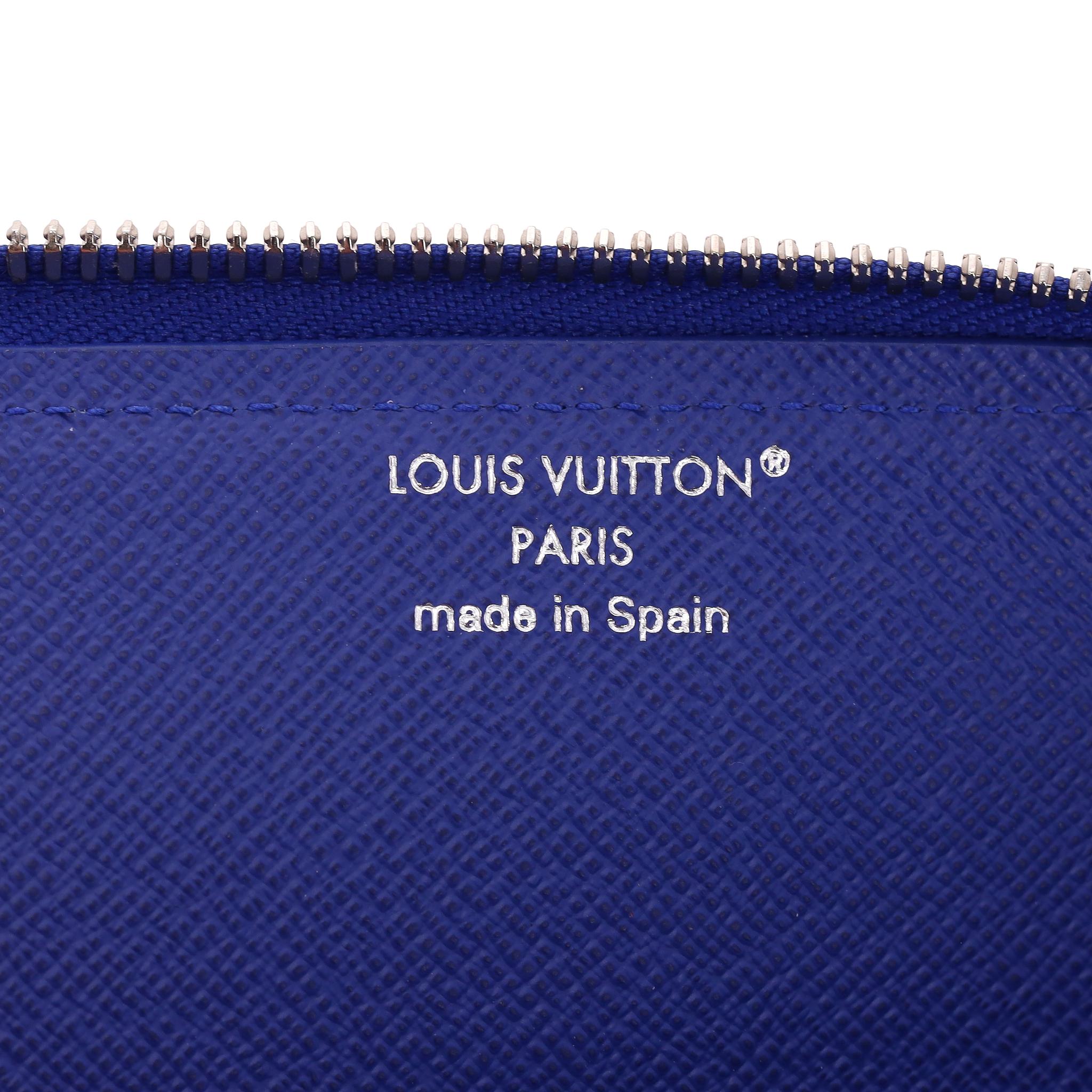 Louis Vuitton Colormania Charlotte Monogram Pencil Pouch For Sale 3