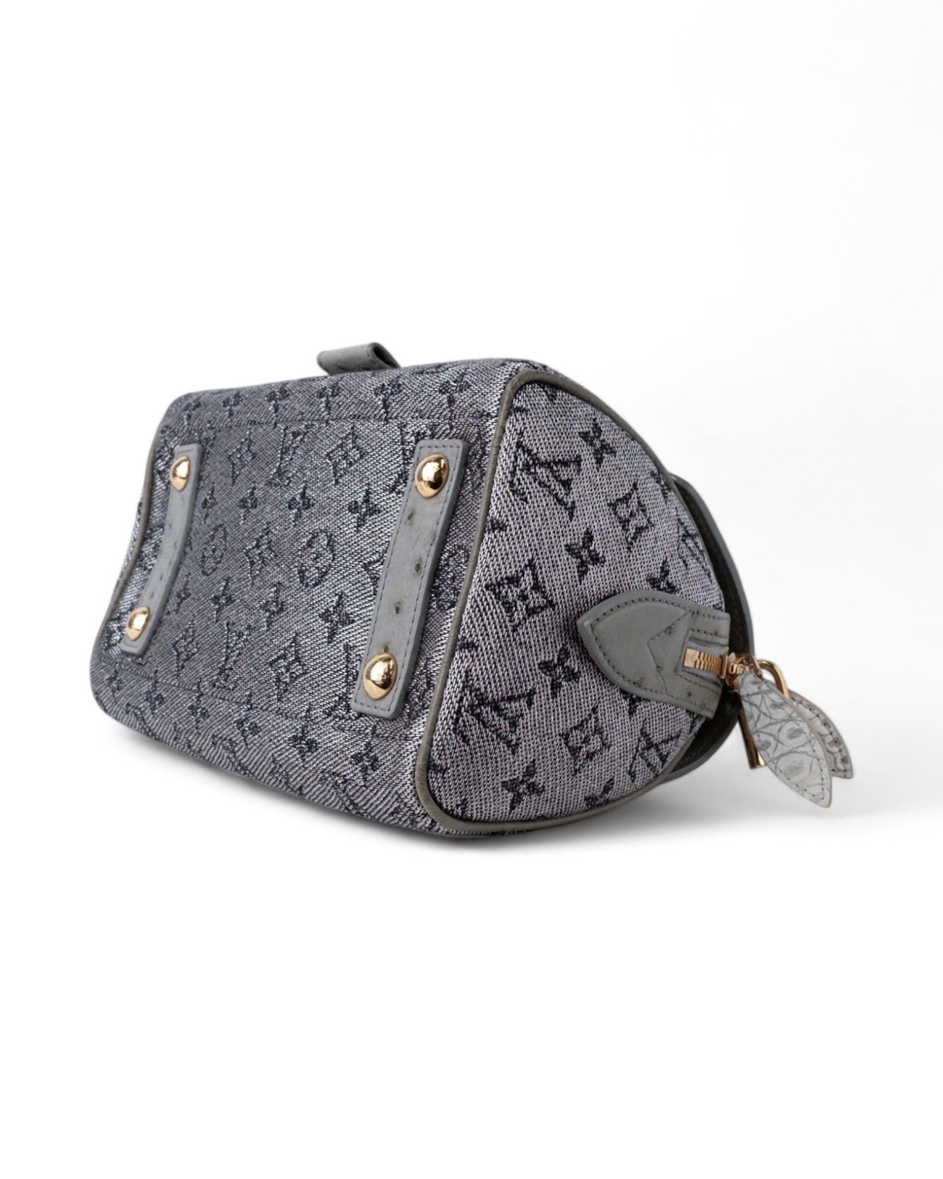 Louis Vuitton Comédie Carousel L.E. Top Handle Bag For Sale 4
