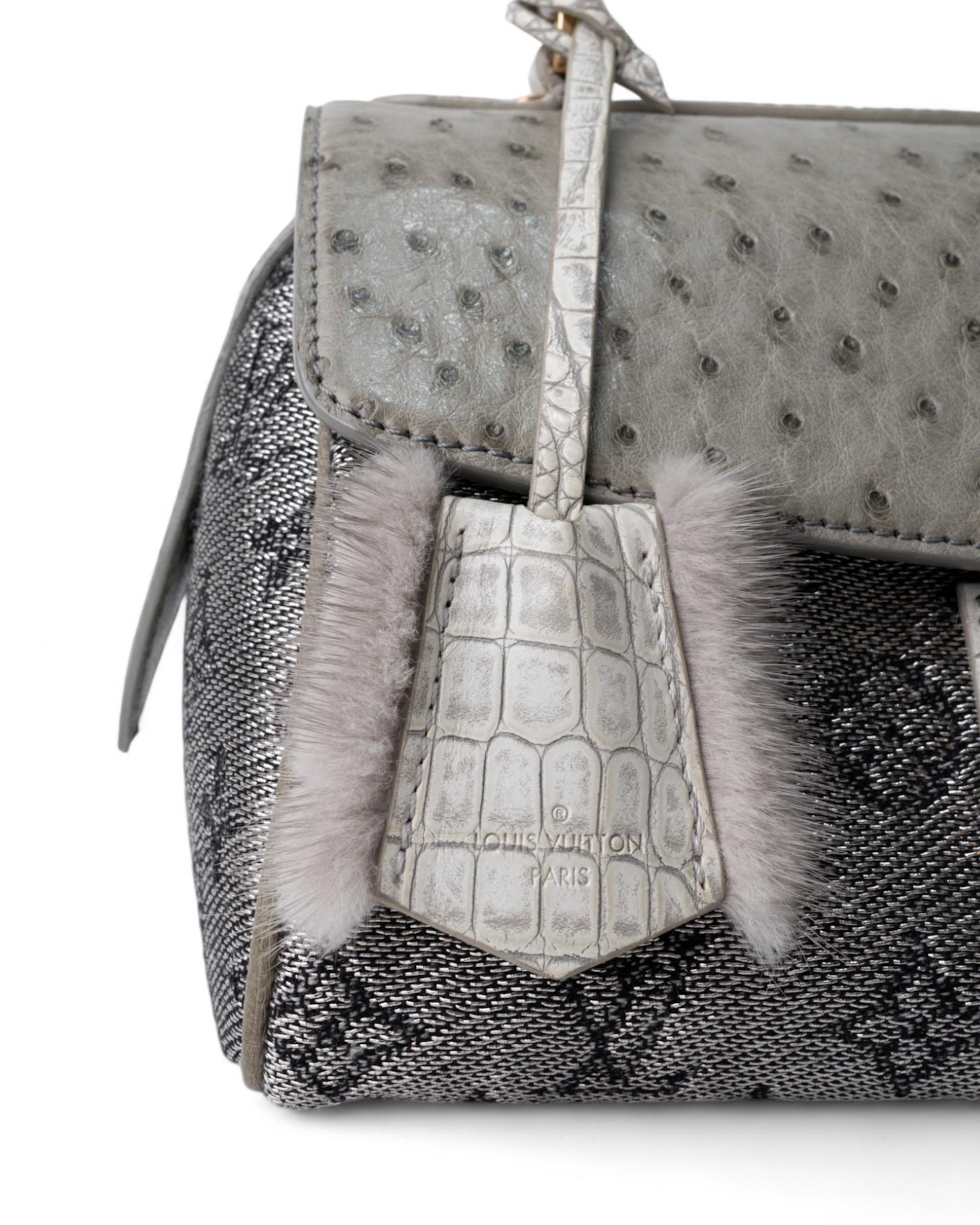 Louis Vuitton Comédie Carousel L.E. Top Handle Bag For Sale 5
